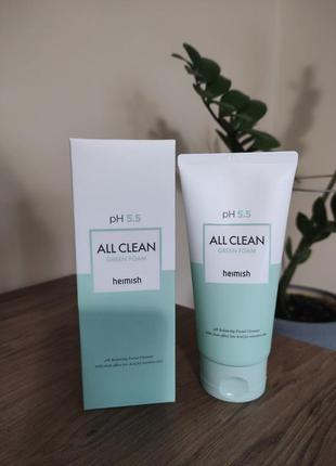 Очищувальна пінка для обличчя
Innisfree Jeju Volcanic