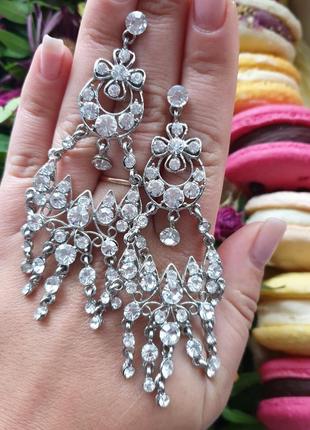 Длинные серьги вечерние