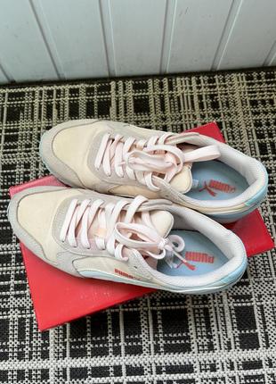 Рожеві кросівки puma5 фото