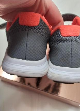 Отличные кроссовки nike revolution 3 4
