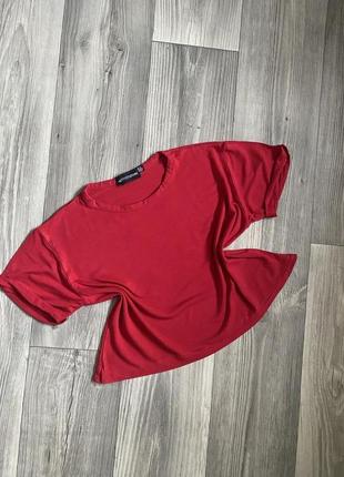 Базовый красный топ, укороченная футболка оверсайз2 фото