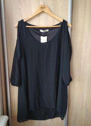Легкое черное платье туника свободного прямого кроя с разрезами на рукавах