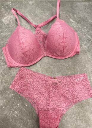 Бельё комплект victoria’s secret pink розовый набор виктория сикрет 75с 34с 75d 34d