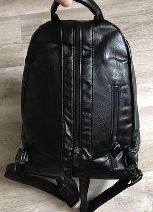 Женский кожаный чёрный стильный шикарный популярный недорогой модный рюкзак портфель8 фото