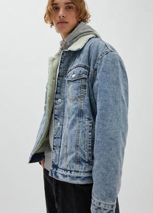 Pull&bear denim sherpa   мужская джинсовая куртка на меху3 фото