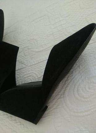 Модные босоножки2 фото