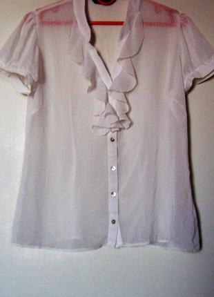 Блуза белая с воланом
