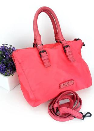Яскрава сумка liebeskind