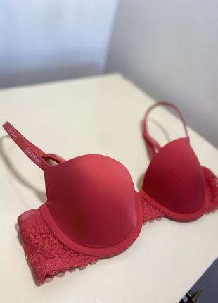 Бюстгальтер calvin klein 75a