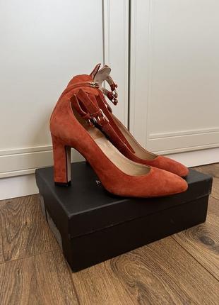 Massimo dutti туфлы замшевые оригинал 38р в коробке2 фото