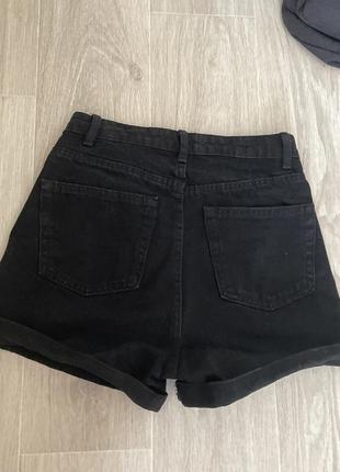 Чёрные джинсовые шорты mom2 фото