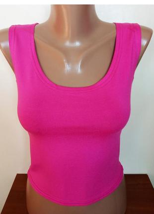Яркий девичий трикотажный топ топик майка малинового цвета, состав вискоза, небольшой размер