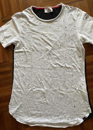 Дизайнерська футболка слім чоловіча berna  італія xl