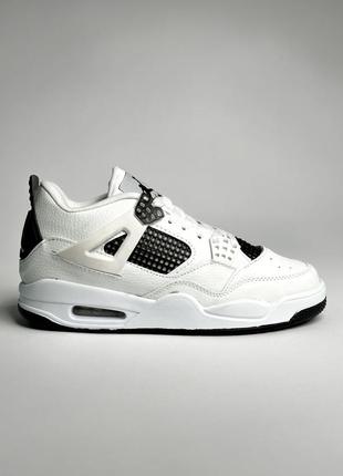 Air jordan 4 retro white.