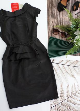 Платье футляр из плотной ткани в размере s