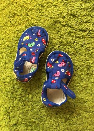 Детские легкие макассины