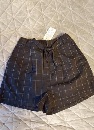 Нові з біркою шорти cropp