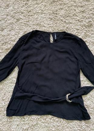 Блуза stradivarius, нова 2