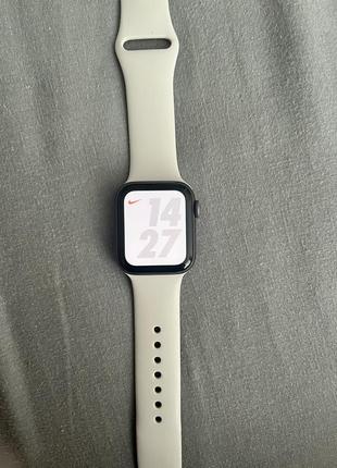 Часы apple watch 4