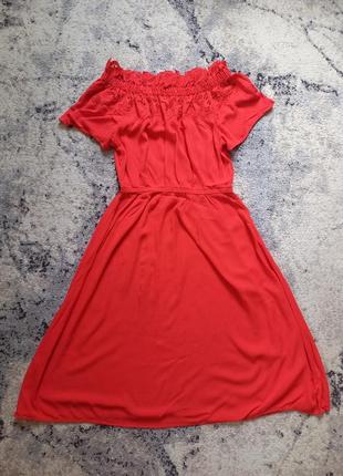 Літня червона сукня міді голі плечі h&m, 12 розмір.