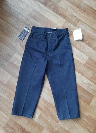 Джинсы levi's для девочки 26 р.
