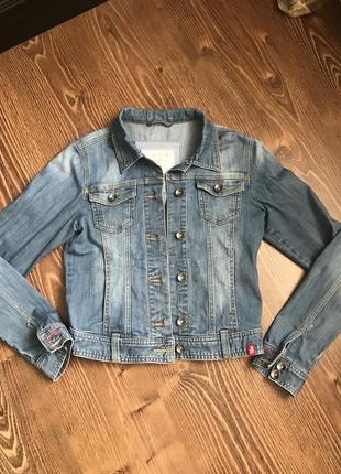 Джинсова куртка esprit