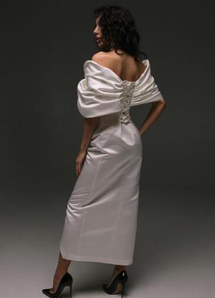 Платье женское миди, белое, нарядное, с декоративным бантом, дизайнерское бренд,  цвет - айвори2 фото