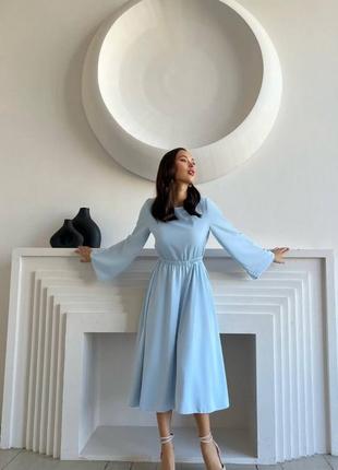 Летнее роскошное длинное голубое платье на резинке тренд 2023