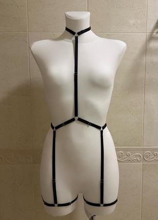 Портупея на все тіло