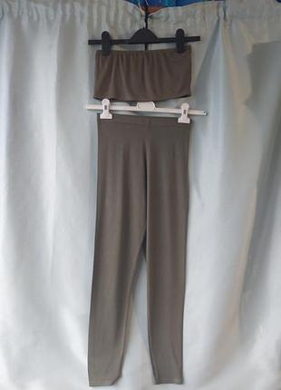 Тонкие elластические лосины + топик