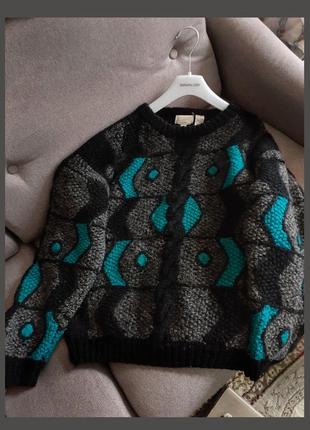 Оригинальный стильный шерстяной свитер свободный объемный