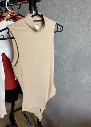 Базовий боді в рубчик hm