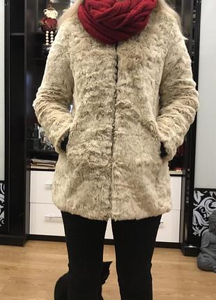 Шубка от stradivarius