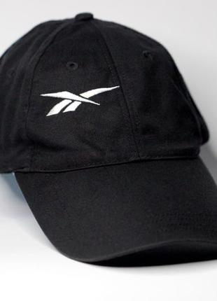 Стильна кепка