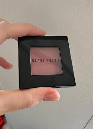 Розкішні рум‘яна bobbi brown у відтінку tawny9 фото