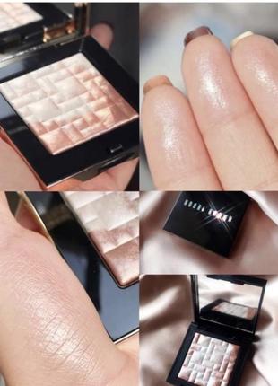 Розкішний хайлайтер bobbi brown highlighting powder у відтінку pink glow