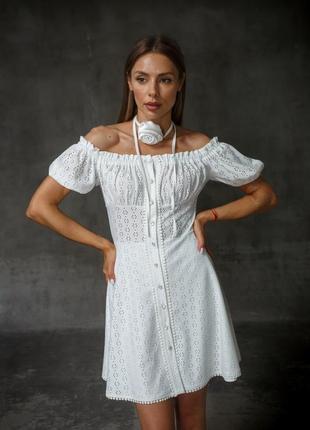 Платье - мини женское короткое, на пуговицах, нарядное однотонное белое2 фото