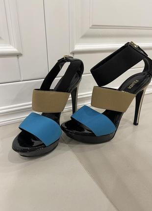 Босоножки fendi оригинал