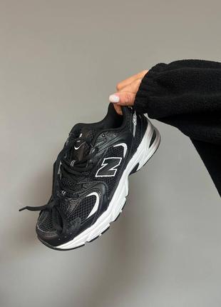 Жіночі кросівки топ 🥭