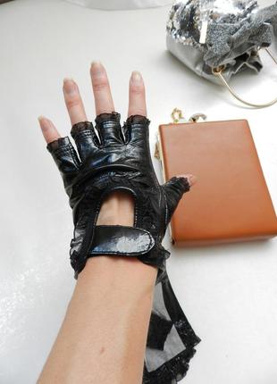 ⛔ перчатки лак без пальчиков с рюшами из фатина с кружевом 2 вида шнуровка и липучка
