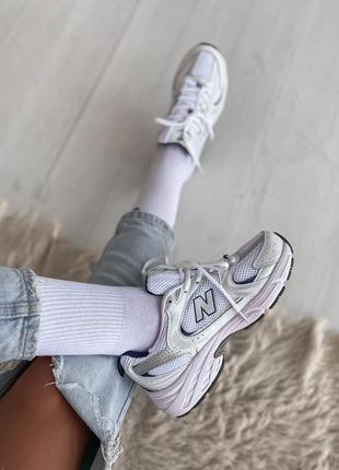 Жіночі кросівки топ 🥭