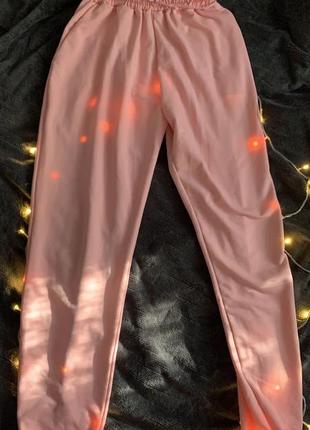 Женские розовые брюки, джоггеры2 фото