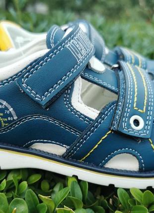 Коженые босоножки сказка