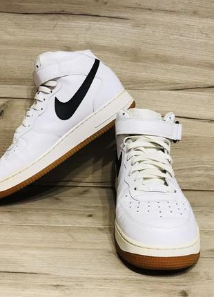 Кросівки шкіряні  nike air force one mid  оригінал8 фото