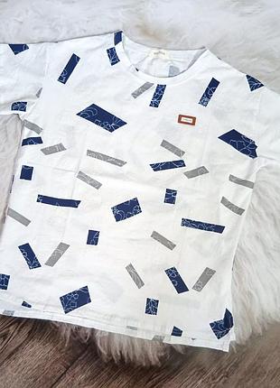 Женская футболка на размер 50-54