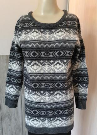 Ірландський светр з натуральної вовни лами зі скандинавським візерунком