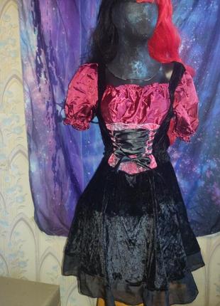 Оксамитова велюрова готична відьомська вампірська сукня на шнурівці