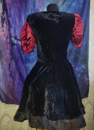 Бархатное велюровое готическое ведьмское вампирское платье на шнуровке2 фото