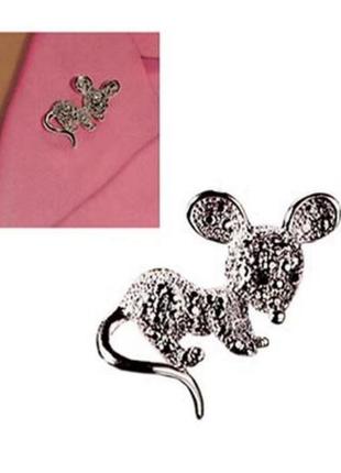 Актуальнв крута металева брошка мишка