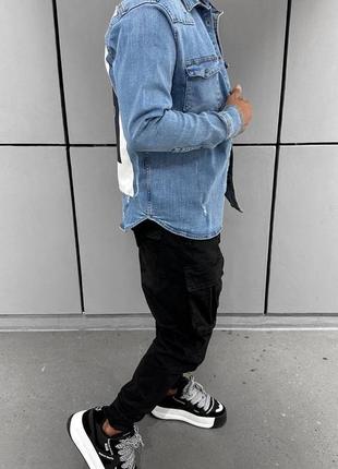 Мужские джинсовые куртки с принтом  ⁇  джинсовка голубая мужская2 фото